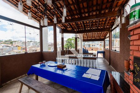 Casa para alugar com 255m², 3 quartos e 4 vagas Casa para alugar com 255m², 3 quartos e 4 vagasÁrea Gourmet
