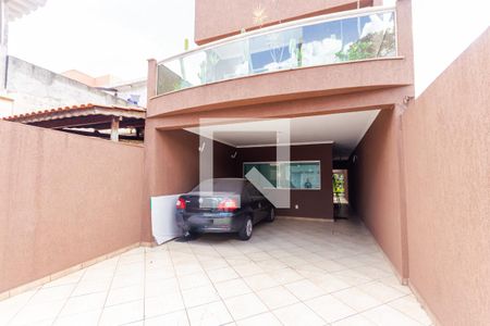 Garagem de casa para alugar com 3 quartos, 255m² em Vila Lucinda, Santo André