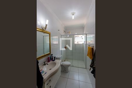 Casa para alugar com 255m², 3 quartos e 4 vagas Casa para alugar com 255m², 3 quartos e 4 vagasBanheiro da Suíte 3