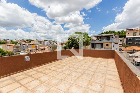 Casa para alugar com 255m², 3 quartos e 4 vagas Casa para alugar com 255m², 3 quartos e 4 vagasVaranda