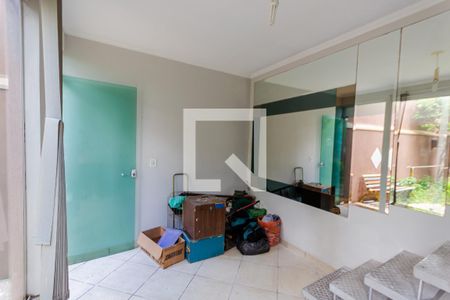 Casa para alugar com 255m², 3 quartos e 4 vagas Casa para alugar com 255m², 3 quartos e 4 vagasQuarto de Serviço