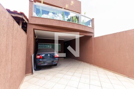 Casa para alugar com 255m², 3 quartos e 4 vagas Casa para alugar com 255m², 3 quartos e 4 vagasGaragem