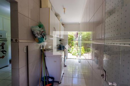 Área de Serviço de casa para alugar com 3 quartos, 255m² em Vila Lucinda, Santo André