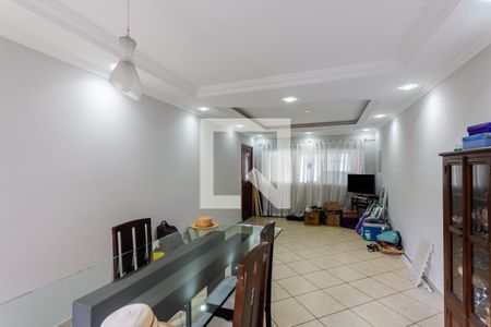 Sala de casa à venda com 3 quartos, 255m² em Vila Lucinda, Santo André