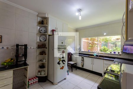 Cozinha de casa para alugar com 3 quartos, 255m² em Vila Lucinda, Santo André