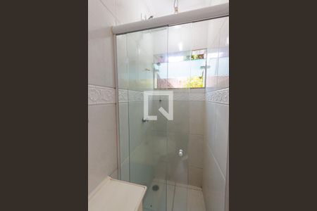 Casa para alugar com 255m², 3 quartos e 4 vagas Casa para alugar com 255m², 3 quartos e 4 vagasBanheiro de Serviço