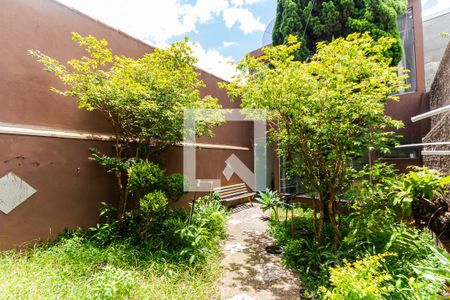 Casa para alugar com 255m², 3 quartos e 4 vagas Casa para alugar com 255m², 3 quartos e 4 vagasJardim