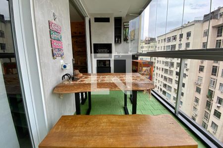 Varanda de apartamento à venda com 2 quartos, 60m² em Copacabana, Rio de Janeiro