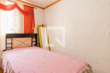 Dormitório 2 de apartamento à venda com 2 quartos, 62m² em Rubem Berta, Porto Alegre