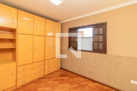 Casa à venda com 300m², 4 quartos e 5 vagas Casa à venda com 300m², 4 quartos e 5 vagasQuarto