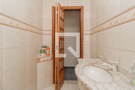 Lavabo  de casa à venda com 4 quartos, 300m² em Vila Guilhermina, São Paulo