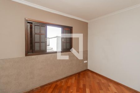 Casa à venda com 300m², 4 quartos e 5 vagas Casa à venda com 300m², 4 quartos e 5 vagasQuarto
