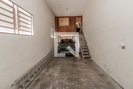 Casa à venda com 300m², 4 quartos e 5 vagas Casa à venda com 300m², 4 quartos e 5 vagasÁrea comum