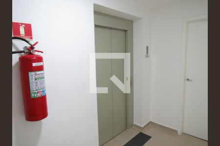 Apartamento para alugar com 42m², 2 quartos e sem vagaElevador