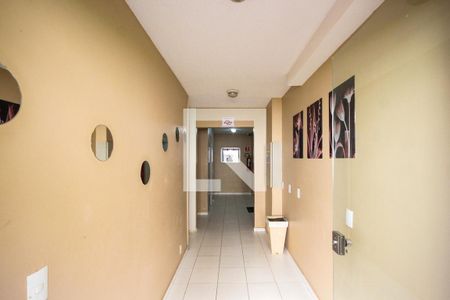Apartamento à venda com 44m², 2 quartos e 1 vaga Apartamento à venda com 44m², 2 quartos e 1 vagaHall