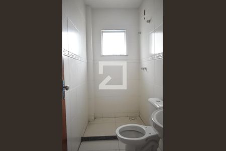 Casa de condomínio para alugar com 106m², 2 quartos e 2 vagasBanheiro 1