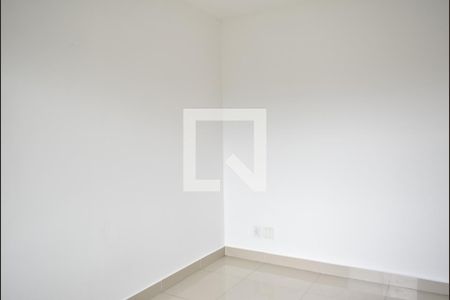 Quarto 1 de casa de condomínio para alugar com 2 quartos, 106m² em Campo Grande, Rio de Janeiro