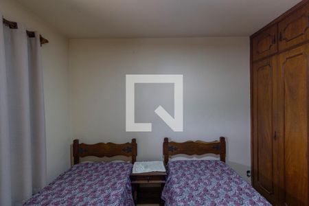 Casa à venda com 450m², 4 quartos e 4 vagasQuarto 2