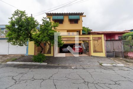 Casa à venda com 450m², 4 quartos e 4 vagasFachada