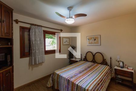 Casa à venda com 450m², 4 quartos e 4 vagasSuíte