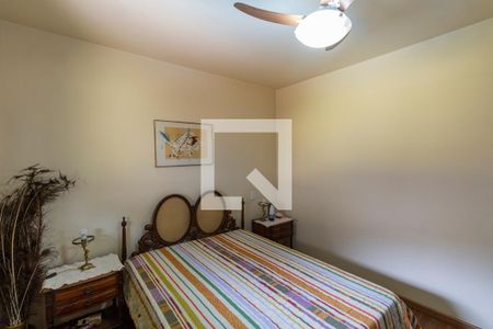 Casa à venda com 450m², 4 quartos e 4 vagasSuíte