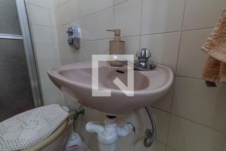 Casa à venda com 450m², 4 quartos e 4 vagasBanheiro Escritório