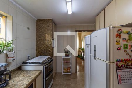 Casa à venda com 450m², 4 quartos e 4 vagasCozinha