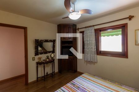 Casa à venda com 450m², 4 quartos e 4 vagasSuíte