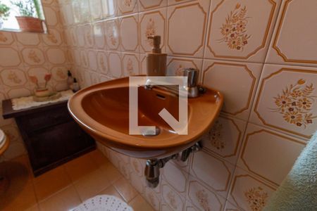 Casa à venda com 450m², 4 quartos e 4 vagasLavabo