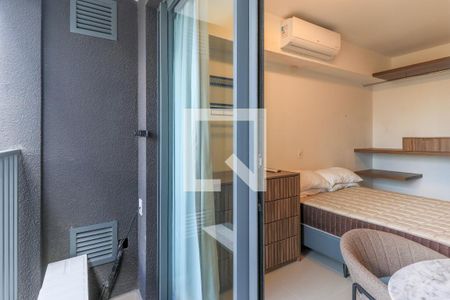 Varanda de kitnet/studio para alugar com 1 quarto, 26m² em Brooklin Paulista, São Paulo