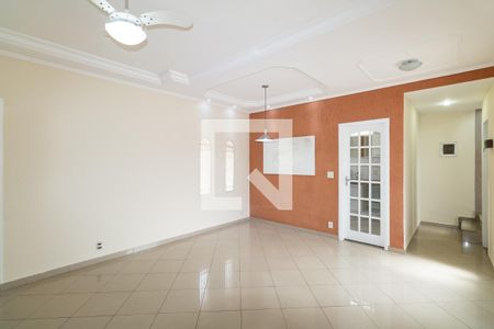 Sala de casa para alugar com 2 quartos, 80m² em Campo Grande, Rio de Janeiro