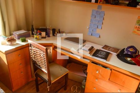 Casa de condomínio à venda com 120m², 4 quartos e 2 vagas Casa de condomínio à venda com 120m², 4 quartos e 2 vagasQuarto 4