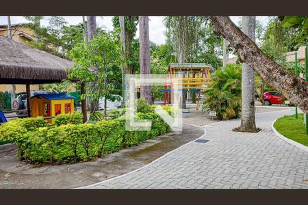 Casa de condomínio à venda com 120m², 4 quartos e 2 vagas Casa de condomínio à venda com 120m², 4 quartos e 2 vagasÁrea comum - Playground