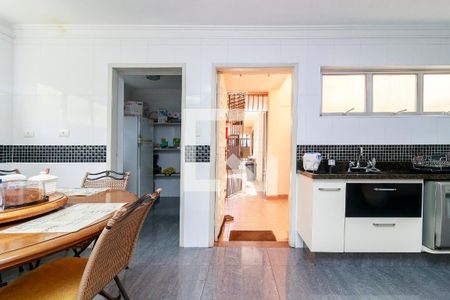 Casa à venda com 386m², 4 quartos e 4 vagasCozinha