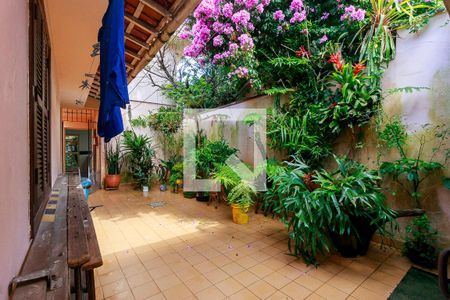 Casa à venda com 386m², 4 quartos e 4 vagasQuintal