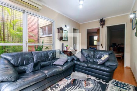 Casa à venda com 386m², 4 quartos e 4 vagasSala de TV