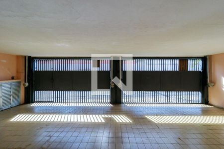 Casa à venda com 386m², 4 quartos e 4 vagasGaragem