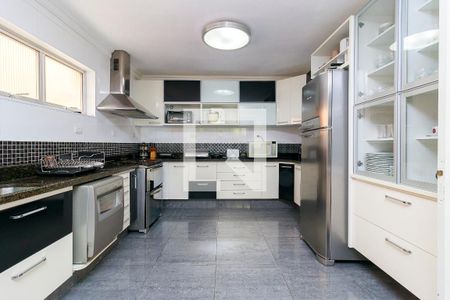 Casa à venda com 386m², 4 quartos e 4 vagasCozinha