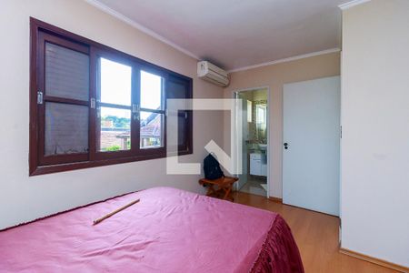 Casa à venda com 386m², 4 quartos e 4 vagasSuíte 1