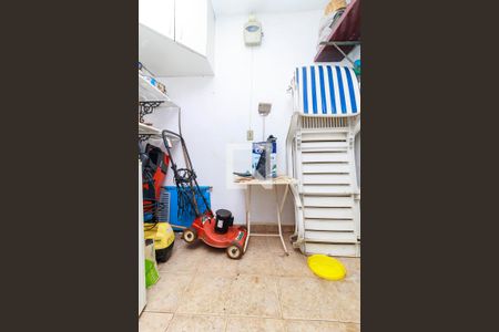 Casa à venda com 386m², 4 quartos e 4 vagasDeposito Piscina