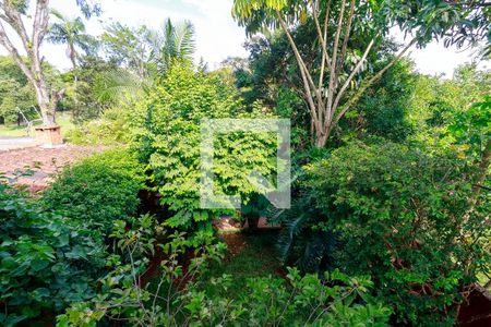 Casa à venda com 386m², 4 quartos e 4 vagasQuarto 2 - Vista