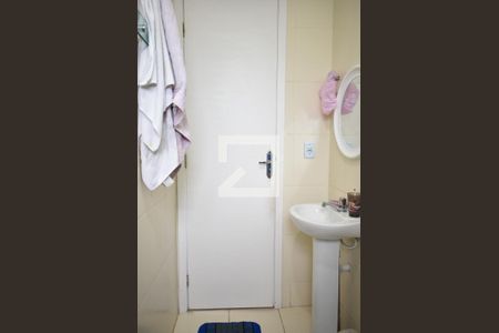 Banheiro de casa de condomínio para alugar com 2 quartos, 75m² em Campo Grande, Rio de Janeiro