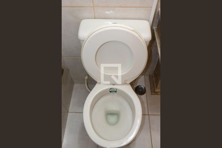 Casa à venda com 602m², 4 quartos e 9 vagasBanheiro do Salão de Festas