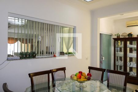 Casa à venda com 602m², 4 quartos e 9 vagasCopa