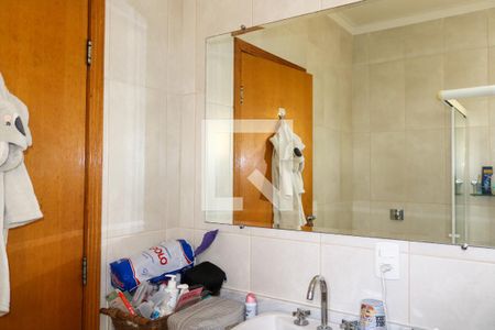 Casa à venda com 602m², 4 quartos e 9 vagasBanheiro da Suíte 2