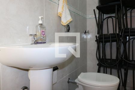 Casa à venda com 602m², 4 quartos e 9 vagasBanheiro Área Goumert