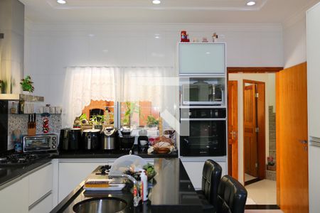 Casa à venda com 602m², 4 quartos e 9 vagasCozinha