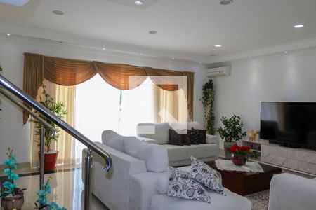 Sala de casa para alugar com 4 quartos, 602m² em Santa Maria, São Caetano do Sul