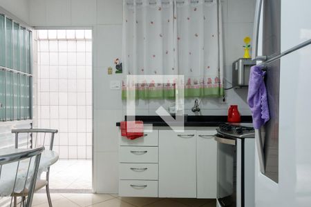 Casa à venda com 340m², 5 quartos e 2 vagasCozinha 