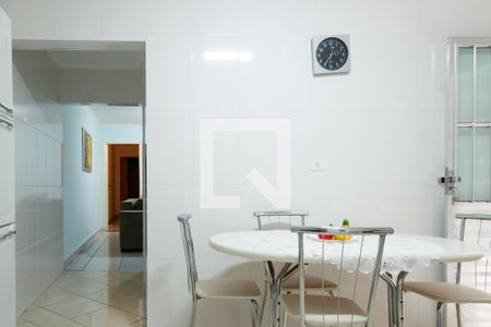 Casa à venda com 340m², 5 quartos e 2 vagasCozinha 